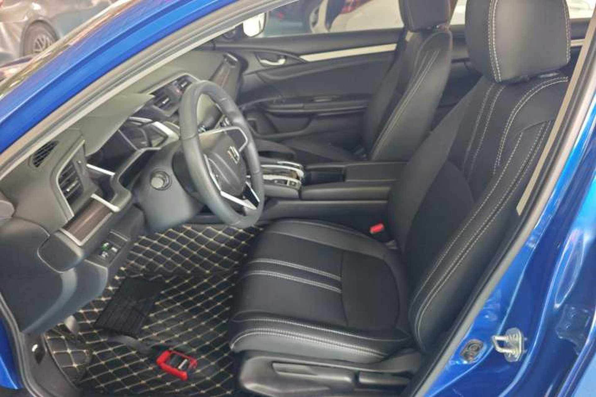 Used Honda Civic 2019 220TURBO CVT Dynamic Edition China VI Left Front Seat