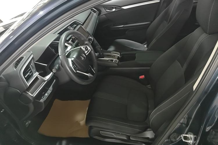 Used Honda Civic 2019 220TURBO CVT Dynamic Edition China VI Left Front Seat