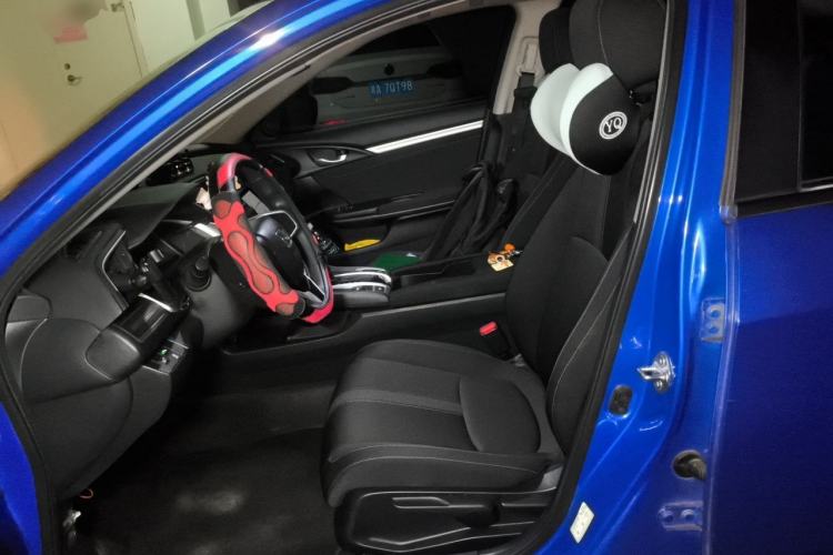 Used Honda Civic 2019 220TURBO CVT Dynamic Edition China VI Left Front Seat