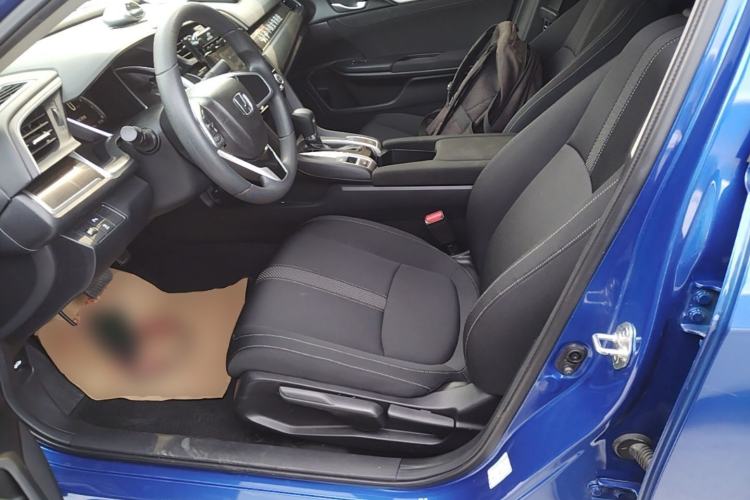Used Honda Civic 2019 220TURBO CVT Dynamic Edition China VI Left Front Seat