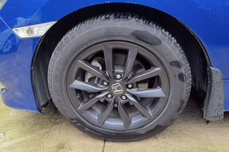 Used Honda Civic 2019 220TURBO CVT Dynamic Edition China VI Left Front Wheel Hub