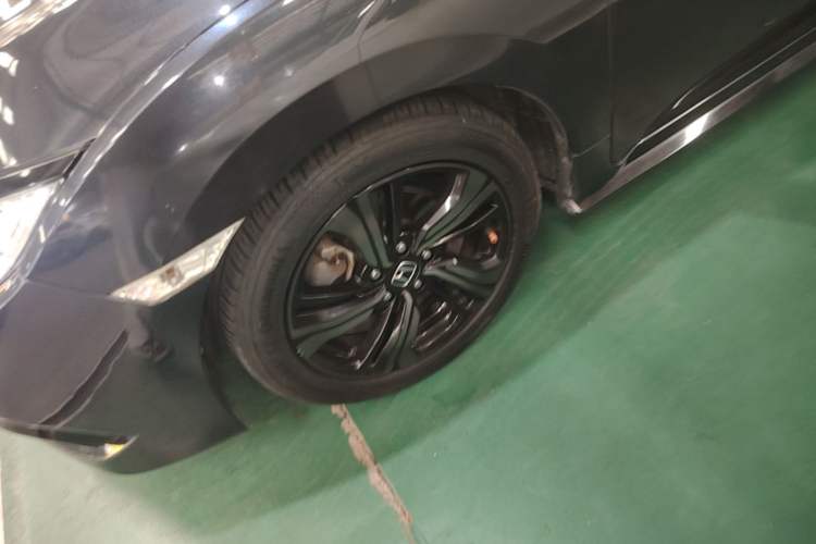 Used Honda Civic 2019 220TURBO CVT Dynamic Edition China VI Emission Standard Left Front Wheel Hub