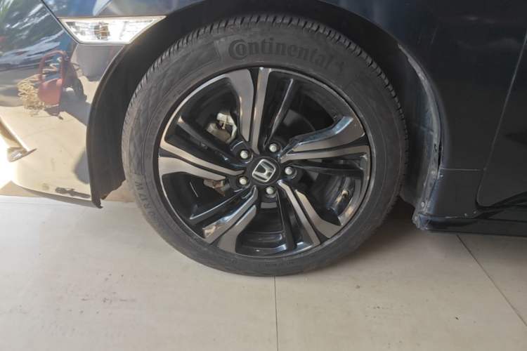 Used Honda Civic 2019 220TURBO CVT Dynamic Edition China VI Emission Standard Left Front Wheel Hub