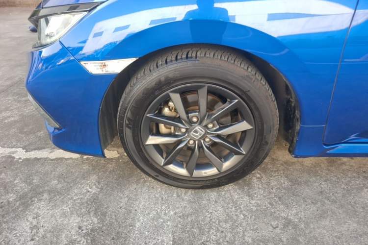 Used Honda Civic 2019 220TURBO CVT Dynamic Edition China V Left Front Wheel Hub