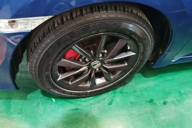 Used Honda Civic 2019 220TURBO CVT Dynamic Edition China VI Left Front Wheel Hub