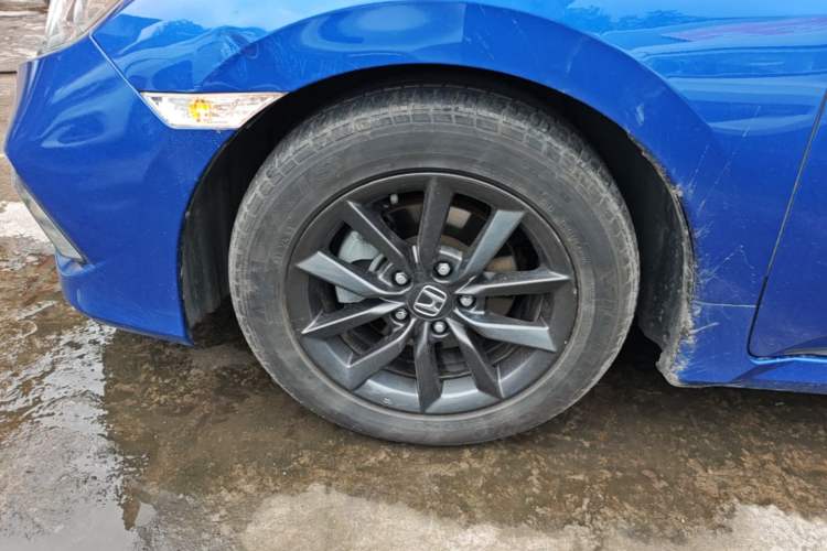 Used Honda Civic 2019 220TURBO CVT Dynamic Edition China VI Left Front Wheel Hub