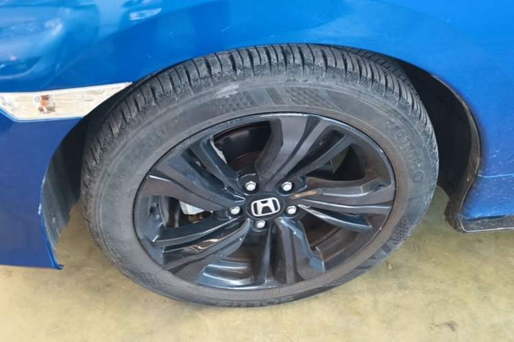 Used Honda Civic 2019 220TURBO CVT Dynamic Edition China VI Emission Standard Left Front Wheel Hub