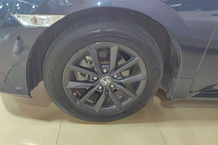 Used Honda Civic 2019 220TURBO CVT Dynamic Edition China VI Left Front Wheel Hub
