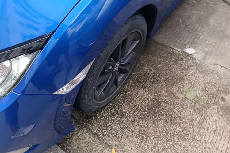 Used Honda Civic 2019 220TURBO CVT Dynamic Edition China VI Left Front Wheel Hub