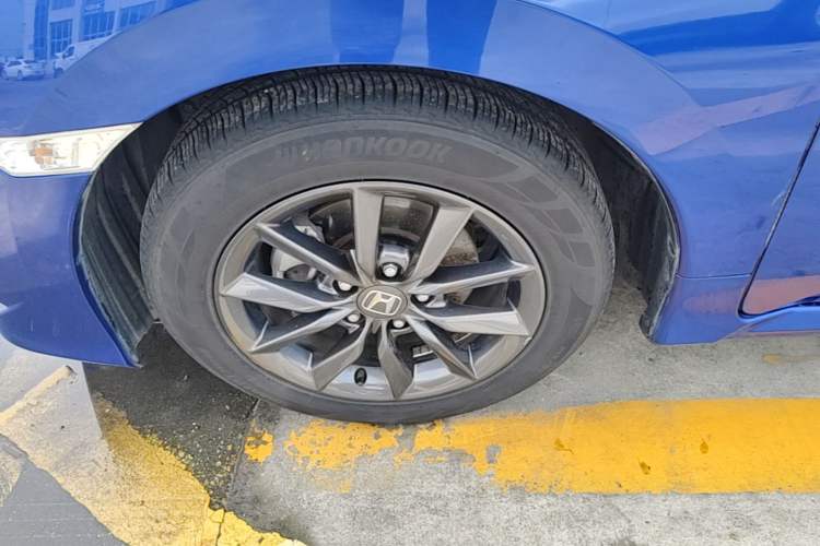 Used Honda Civic 2019 220TURBO CVT Dynamic Edition China V Left Front Wheel Hub
