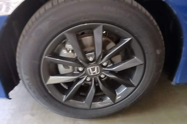 Used Honda Civic 2019 220TURBO CVT Dynamic Edition China VI Left Front Wheel Hub