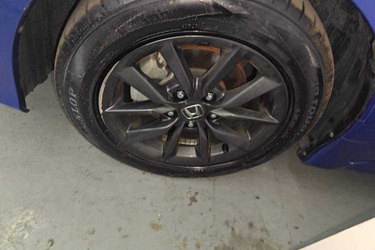 Used Honda Civic 2019 220TURBO CVT Dynamic Edition China VI Left Front Wheel Hub