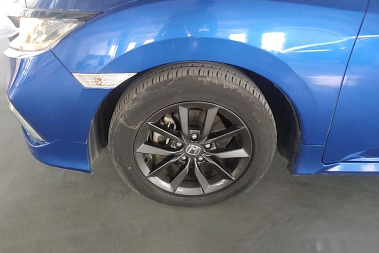 Used Honda Civic 2019 220TURBO CVT Dynamic Edition China VI Left Front Wheel Hub