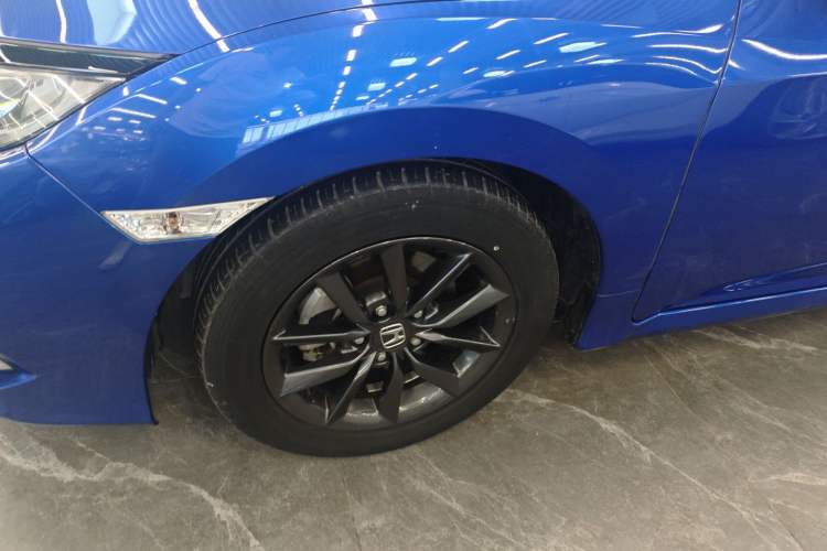 Used Honda Civic 2019 220TURBO CVT Dynamic Edition China V Left Front Wheel Hub