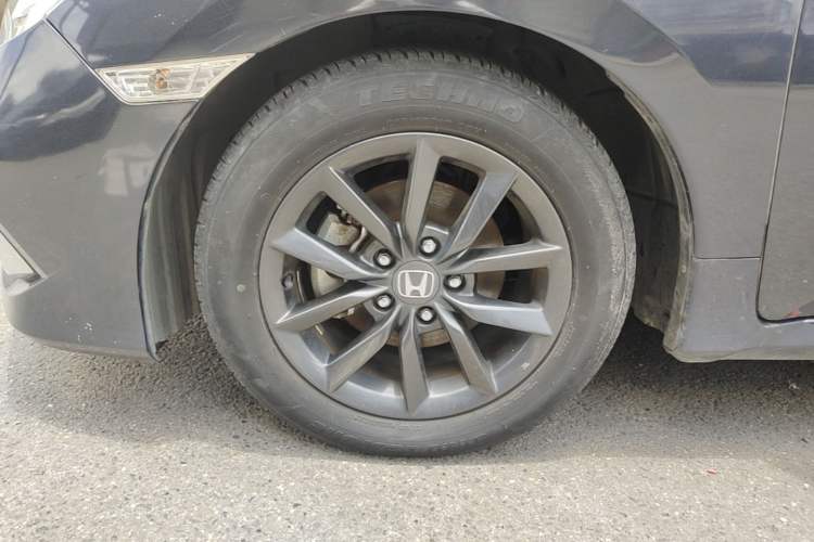 Used Honda Civic 2019 220TURBO CVT Dynamic Edition China VI Left Front Wheel Hub