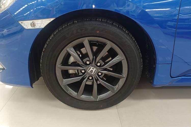 Used Honda Civic 2019 220TURBO CVT Dynamic Edition China VI Left Front Wheel Hub