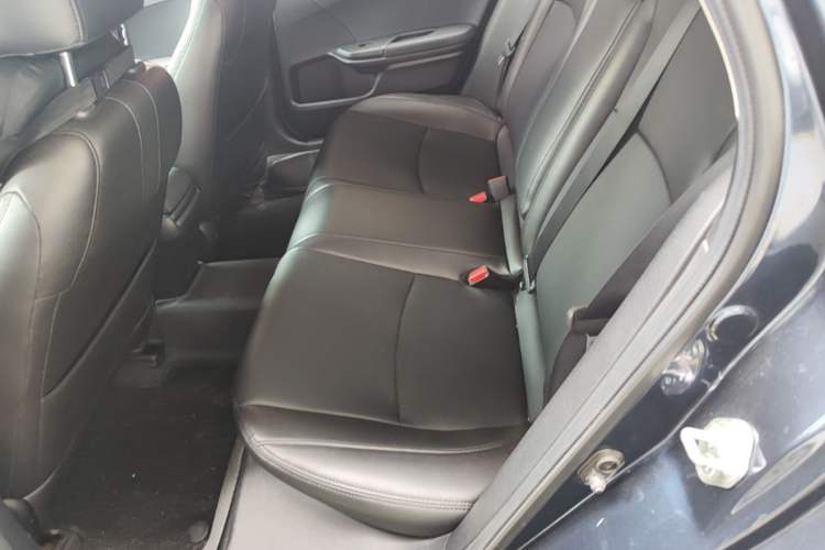 Used Honda Civic 2019 220TURBO CVT Dynamic Edition China VI Emission Standard Left Rear Seat