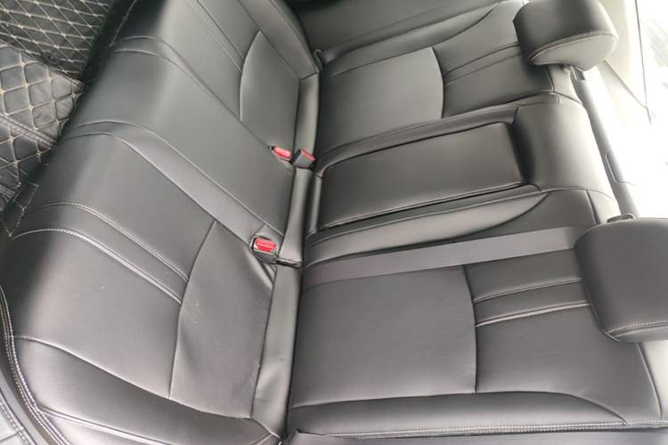Used Honda Civic 2019 220TURBO CVT Dynamic Edition China VI Left Rear Seat