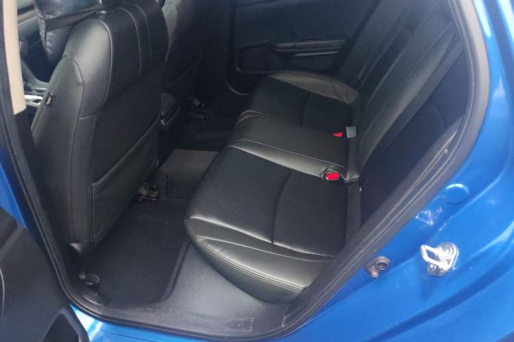 Used Honda Civic 2019 220TURBO CVT Dynamic Edition China V Emission Standard Left Rear Seat