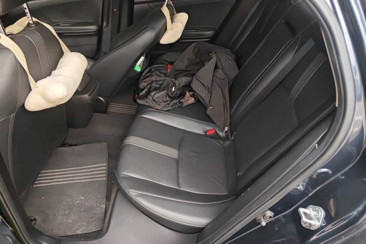 Used Honda Civic 2019 220TURBO CVT Power Edition China VI Emission Standard Left Rear Seat
