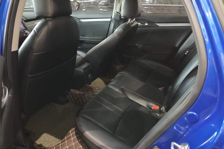 Used Honda Civic 2019 220TURBO CVT Dynamic Edition China VI Left Rear Seat