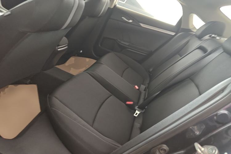 Used Honda Civic 2019 220TURBO CVT Dynamic Edition China VI Left Rear Seat