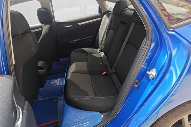 Used Honda Civic 2019 220TURBO CVT Dynamic Edition China VI Left Rear Seat