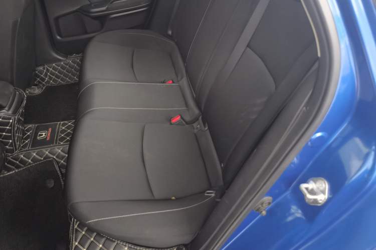 Used Honda Civic 2019 220TURBO CVT Dynamic Edition China VI Left Rear Seat