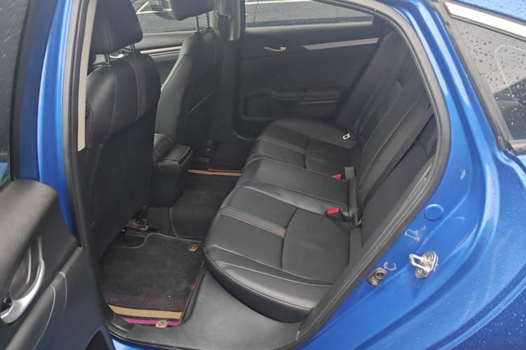 Used Honda Civic 2019 220TURBO CVT Power Edition China VI Emission Standard Left Rear Seat
