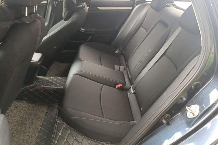 Used Honda Civic 2019 220TURBO CVT Dynamic Edition China VI Left Rear Seat