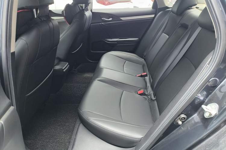 Used Honda Civic 2019 220TURBO CVT Dynamic Edition China VI Emission Standard Left Rear Seat