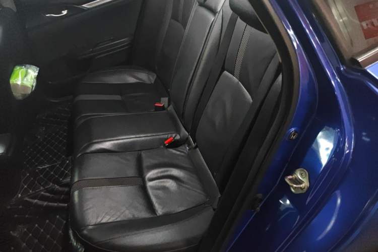 Used Honda Civic 2019 220TURBO CVT Power Edition China VI Emission Standard Left Rear Seat