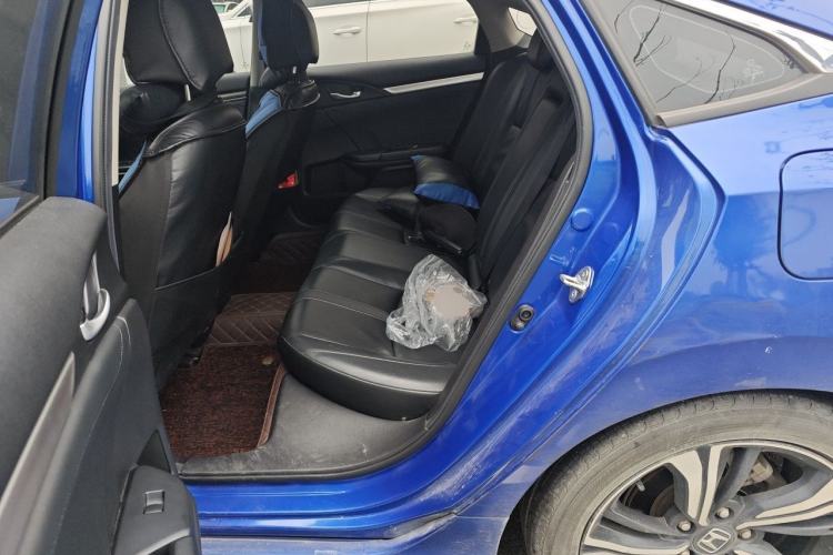 Used Honda Civic 2019 220TURBO CVT Dynamic Edition China VI Emission Standard Left Rear Seat