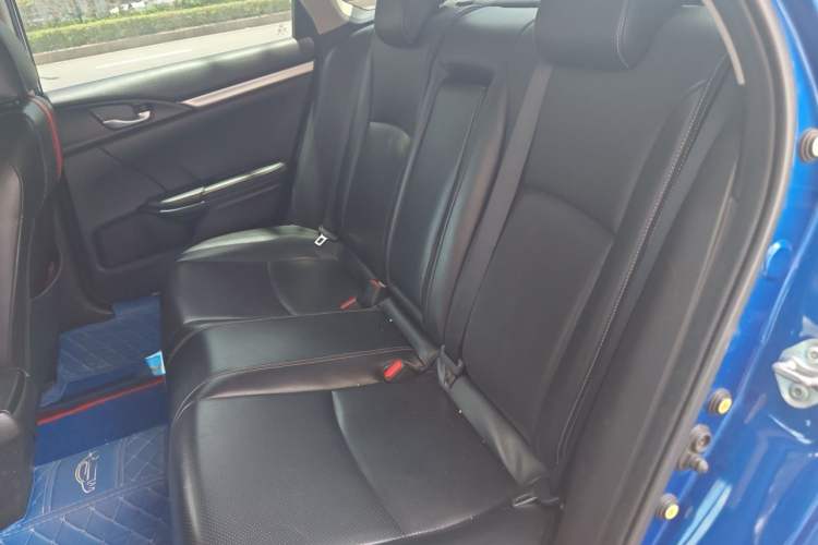 Used Honda Civic 2019 220TURBO CVT Dynamic Edition China VI Left Rear Seat