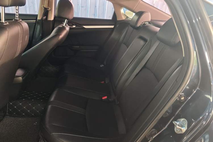 Used Honda Civic 2019 220TURBO CVT Power Edition China VI Emission Standard Left Rear Seat