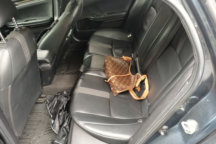 Used Honda Civic 2019 220TURBO CVT Power Edition China VI Emission Standard Left Rear Seat