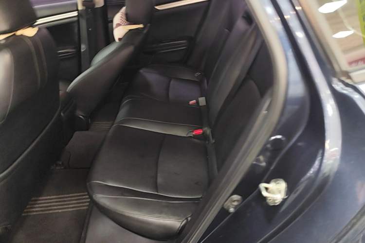 Used Honda Civic 2019 220TURBO CVT Dynamic Edition China VI Left Rear Seat
