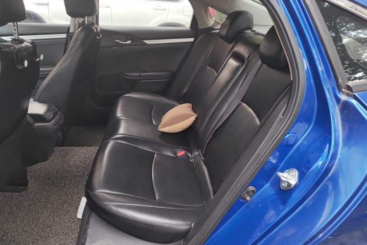 Used Honda Civic 2019 220TURBO CVT Dynamic Edition China VI Left Rear Seat