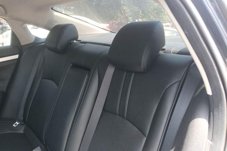 Used Honda Civic 2019 220TURBO CVT Dynamic Edition China VI Left Rear Seat