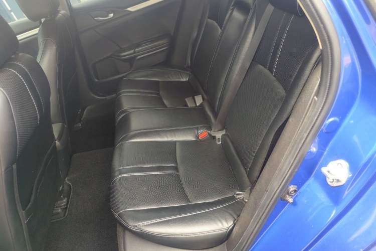 Used Honda Civic 2019 220TURBO CVT Dynamic Edition China VI Emission Standard Left Rear Seat