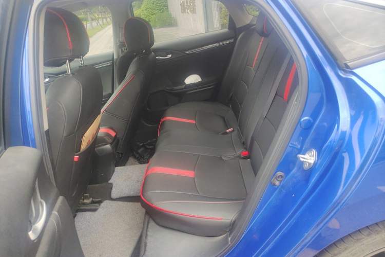 Used Honda Civic 2019 220TURBO CVT Dynamic Edition China VI Emission Standard Left Rear Seat