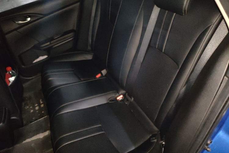 Used Honda Civic 2019 180TURBO CVT Shangdong Edition China V Left Rear Seat