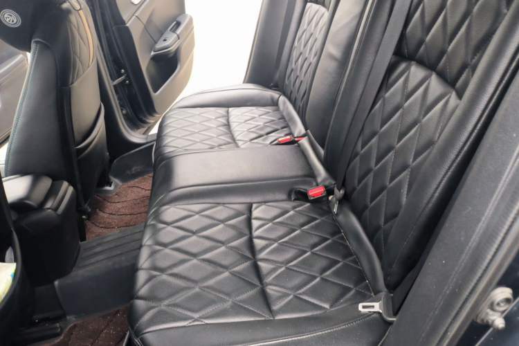 Used Honda Civic 2019 220TURBO CVT Dynamic Edition China V Left Rear Seat