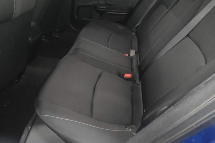 Used Honda Civic 2019 220TURBO CVT Dynamic Edition China VI Left Rear Seat