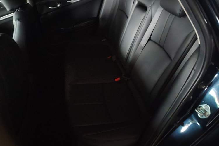 Used Honda Civic 2019 220TURBO CVT Dynamic Edition China VI Emission Standard Left Rear Seat