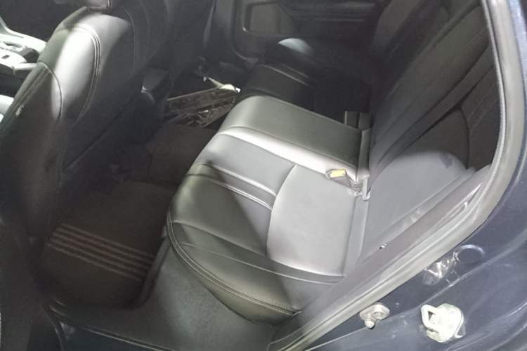 Used Honda Civic 2019 220TURBO CVT Dynamic Edition China VI Emission Standard Left Rear Seat