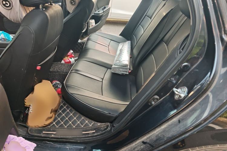 Used Honda Civic 2019 220TURBO CVT Dynamic Edition China VI Left Rear Seat