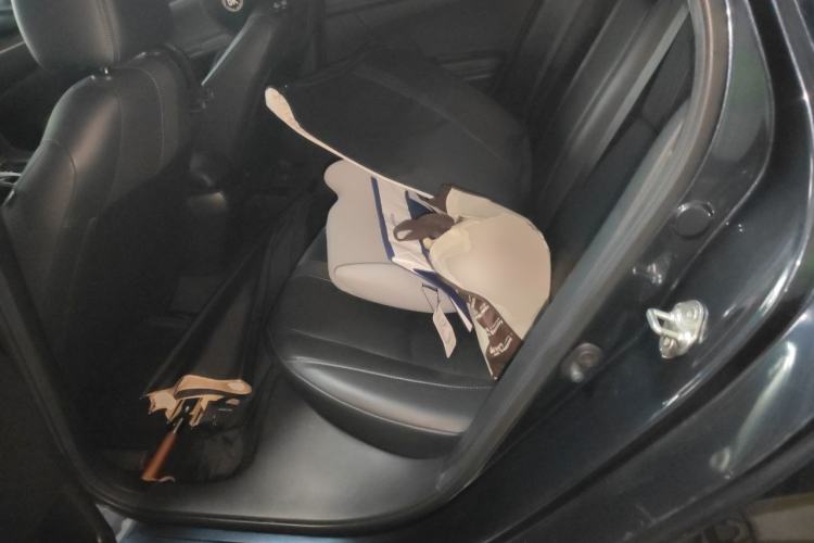 Used Honda Civic 2019 220TURBO CVT Power Edition China VI Emission Standard Left Rear Seat