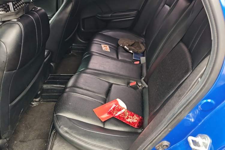 Used Honda Civic 2019 220TURBO CVT Dynamic Edition China VI Left Rear Seat