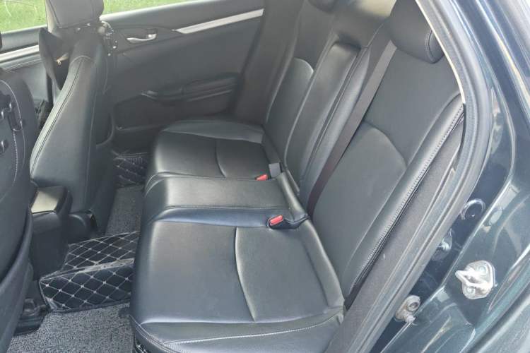 Used Honda Civic 2019 220TURBO CVT Dynamic Edition China VI Left Rear Seat